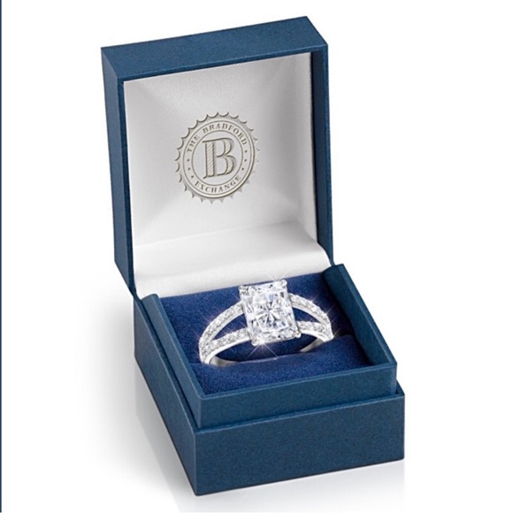 Diamonesk Ring w/ 7.5 Carat Radiant Centerpiece - Picture 4 of 4